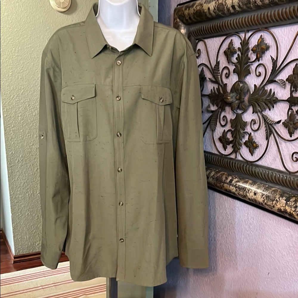 EUC Voyager Green textured Shirt Button Up Relaxed Fit Sz L